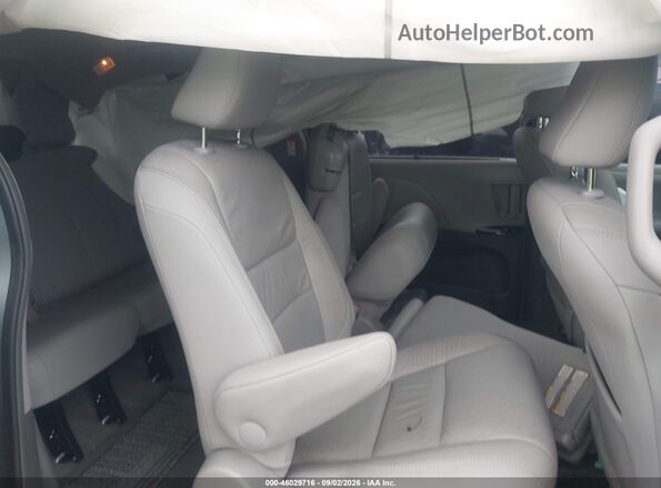 5TDYZ3DC6HS844227 2017 TOYOTA SIENNA Серебряный Вид наклейки с VIN-кодом