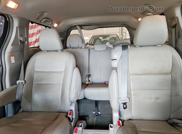5TDYZ3DC6JS936346 2018 TOYOTA SIENNA White Вид задніх сидінь