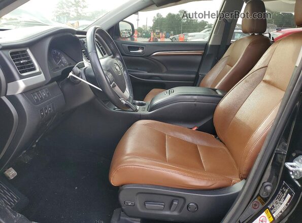 5TDYZRFH8JS276855 2018 TOYOTA HIGHLANDER Black წინა სალონის ხედი