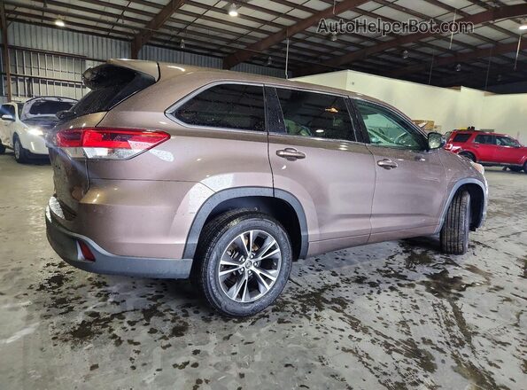 5TDZARFH8JS037852 2018 TOYOTA HIGHLANDER Tan Rear right
