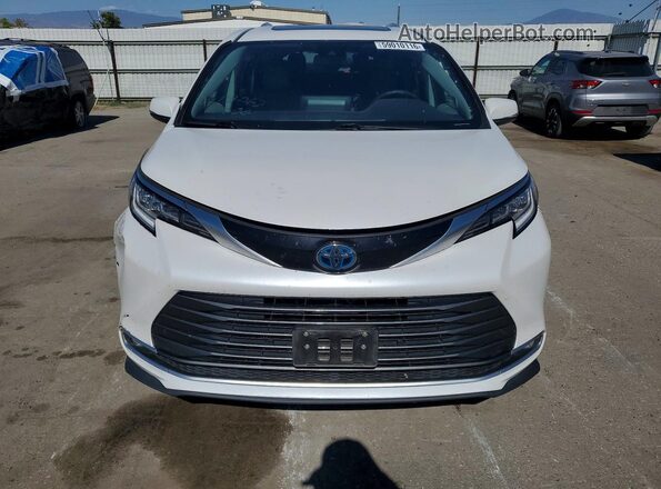 5TDZRKEC9PS157450 2023 TOYOTA SIENNA Белый Вид спереди