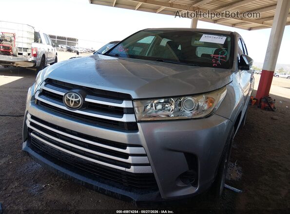 5TDZZRFH3JS236736 2018 TOYOTA HIGHLANDER Серебряный Передняя левая четверть