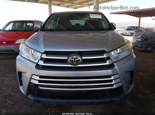 5TDZZRFH3JS236736 2018 TOYOTA HIGHLANDER Серебряный Вид щитка приборов
