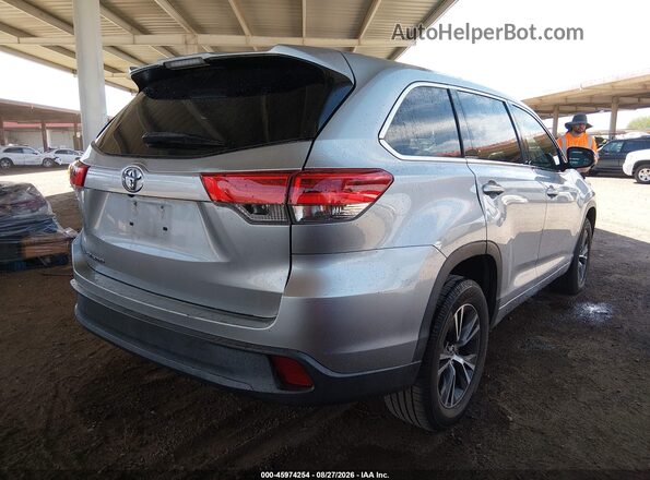5TDZZRFH3JS236736 2018 TOYOTA HIGHLANDER Серебряный Задняя правая четверть