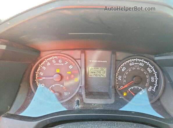 5TFAX5GNXHX092333 2017 TOYOTA TACOMA White ხელსაწყოთა პანელის ხედი