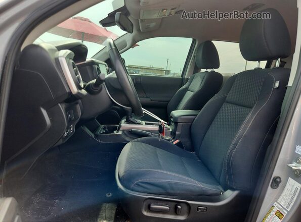 5TFCZ5AN8MX262064 2021 TOYOTA TACOMA Серый Вид салона спереди