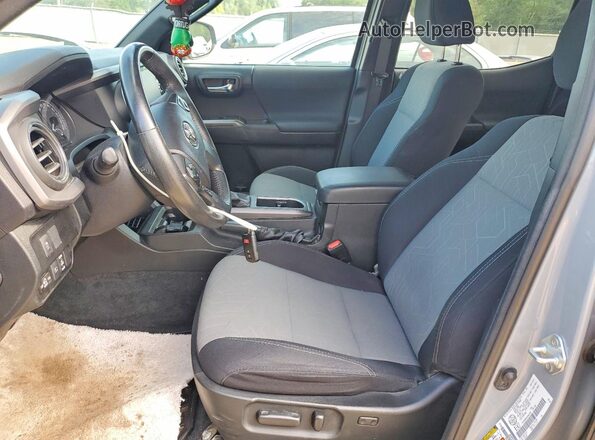 5TFDZ5BN4MX062995 2021 TOYOTA TACOMA Silver Սալոնի դիմացի տեսք
