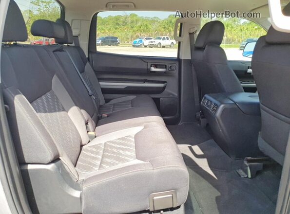 5TFEY5F19MX286729 2021 TOYOTA TUNDRA Silver Vista de los asientos traseros