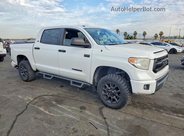 5TFEY5F1XGX193030 2016 TOYOTA TUNDRA White Front right