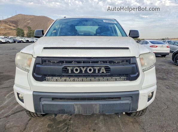 5TFEY5F1XGX193030 2016 TOYOTA TUNDRA White Front view
