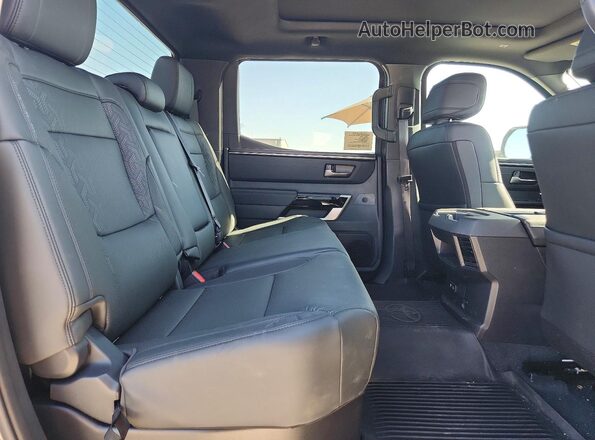 5TFJA5DB5SX328020 2025 TOYOTA TUNDRA Charcoal Widok tylnych siedzeń