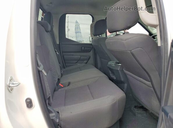 5TFKB5CD9PX001616 2023 TOYOTA TUNDRA Белый Вид задних сидений