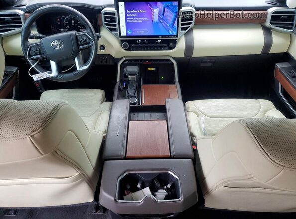 5TFMA5AB5NX001218 2022 TOYOTA TUNDRA Коричневый Вид панели приборов