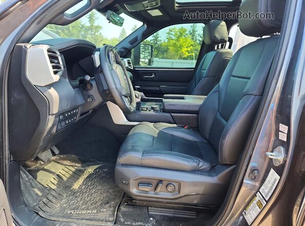 5TFNC5DB8PX027650 2023 TOYOTA TUNDRA Серый Вид салона спереди