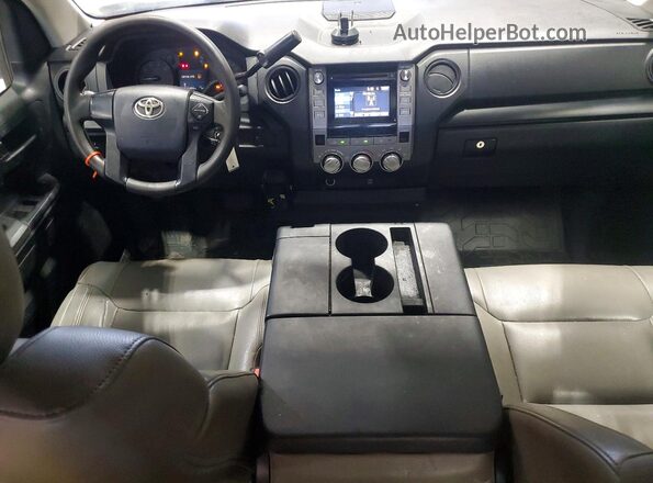 5TFRM5F13HX113064 2017 TOYOTA TUNDRA White Dashboard view