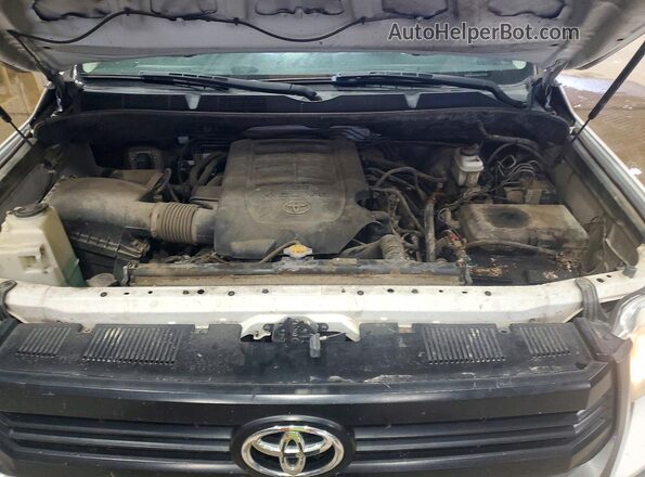5TFRM5F13HX113064 2017 TOYOTA TUNDRA White Rear interior view