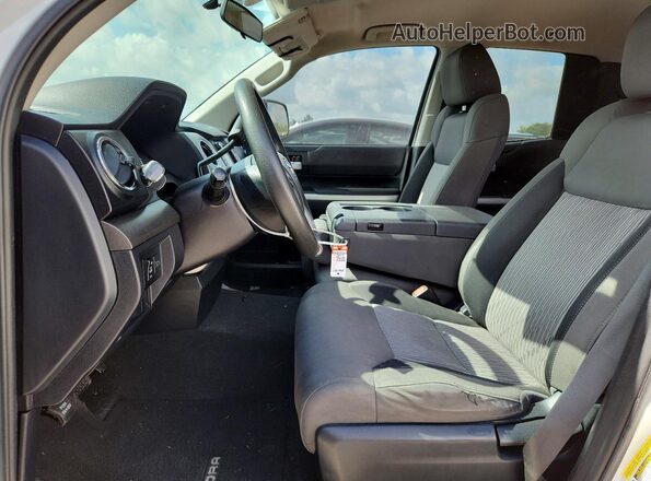 5TFRM5F13HX113596 2017 TOYOTA TUNDRA White Front interior view