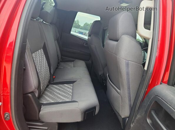 5TFRM5F17JX123067 2018 TOYOTA TUNDRA Red Rear seats view