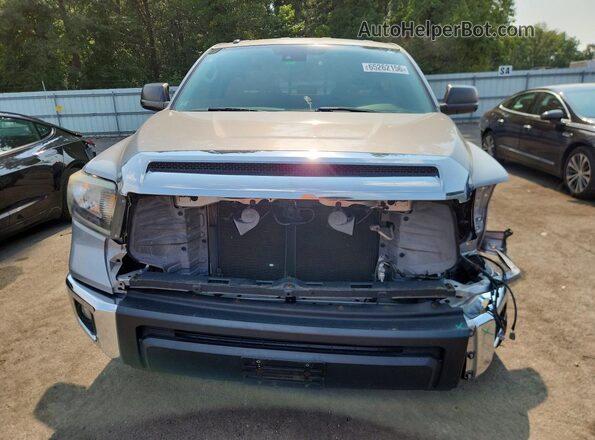 5TFRM5F17KX137066 2019 TOYOTA TUNDRA Silver Widok z przodu