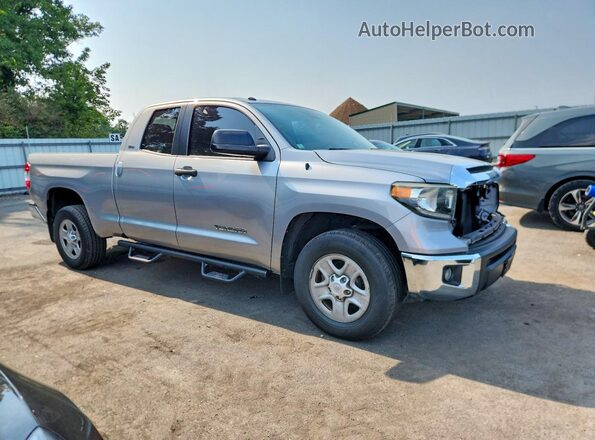 5TFRM5F17KX137066 2019 TOYOTA TUNDRA Silver Przód prawy
