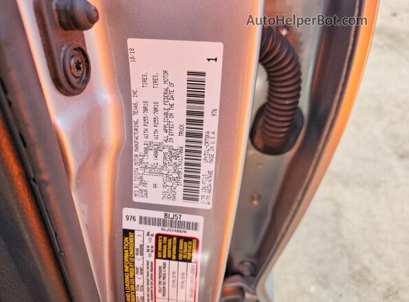 5TFRM5F17KX137066 2019 TOYOTA TUNDRA Silver Widok komory silnika