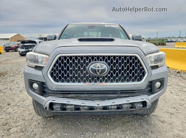 5TFSZ5AN2KX182977 2019 TOYOTA TACOMA Gray Вид спереду