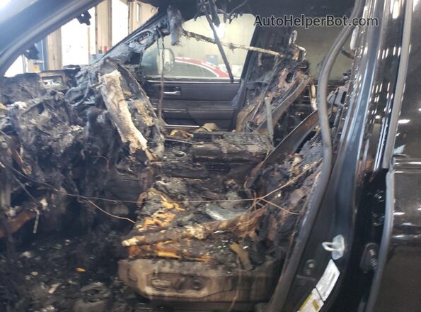 5TFWA5DB1RX155161 2024 TOYOTA TUNDRA Black Вид салону спереду