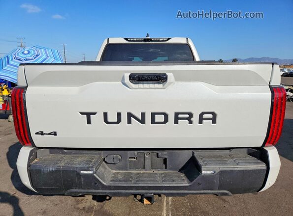 5TFWC5DB8RX051888 2024 TOYOTA TUNDRA White უკანა ხედი