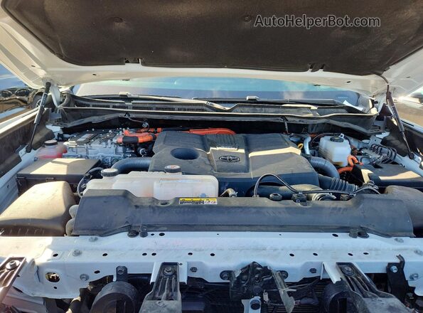 5TFWC5DB8RX051888 2024 TOYOTA TUNDRA White უკანა სალონის ხედი