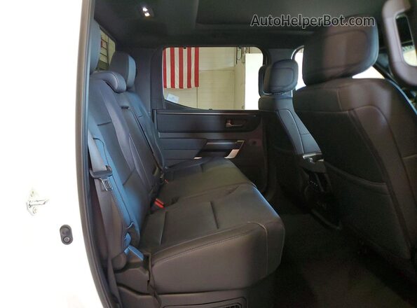 5TFWC5DB8TX145874 2026 TOYOTA TUNDRA White Rear seats view