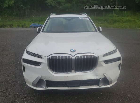 5UX23EM02R9S54386 2024 BMW X7 White Դիմացի տեսք
