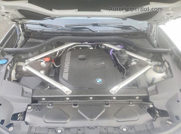 5UX23EM02R9S54386 2024 BMW X7 White Շարժիչի բաժամունքի տեսք