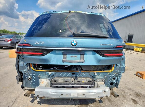 5UX23EM06S9Y17123 2025 BMW X7 Green Հետևի տեսք