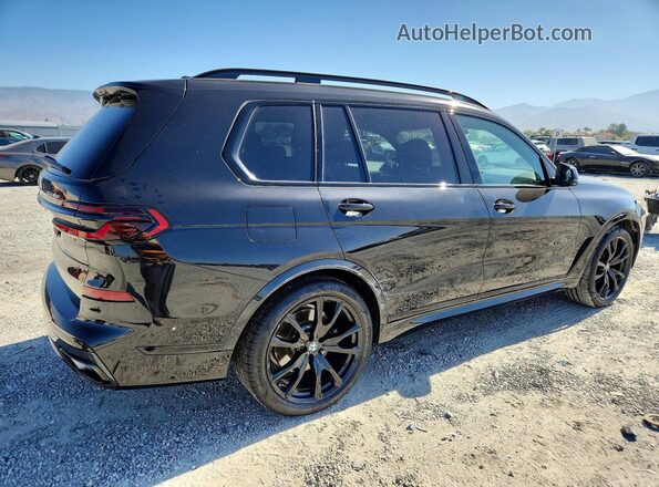 5UX23EM0XR9V13562 2024 BMW X7 Black Задня права чверть