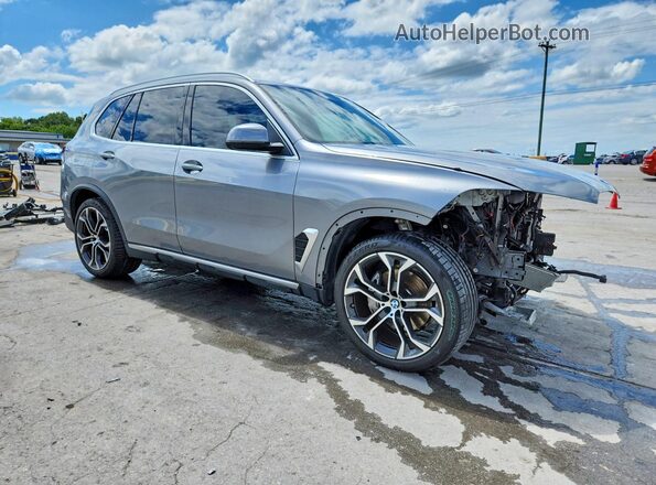 5UX23EU01R9V13157 2024 BMW X5 Silver Przód prawy