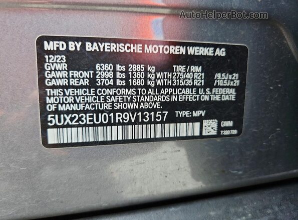 5UX23EU01R9V13157 2024 BMW X5 Silver Widok wnętrza 360 stopni