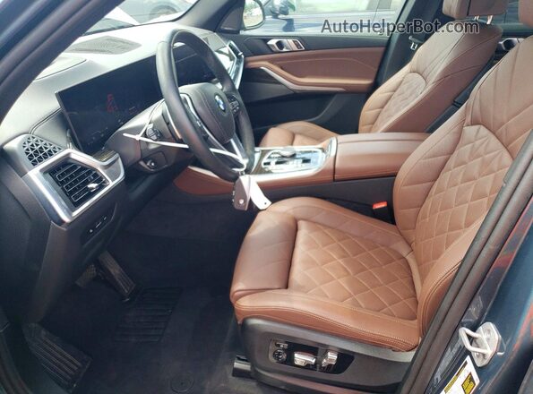 5UX23EU01S9W74128 2025 BMW X5 Blue Front interior view