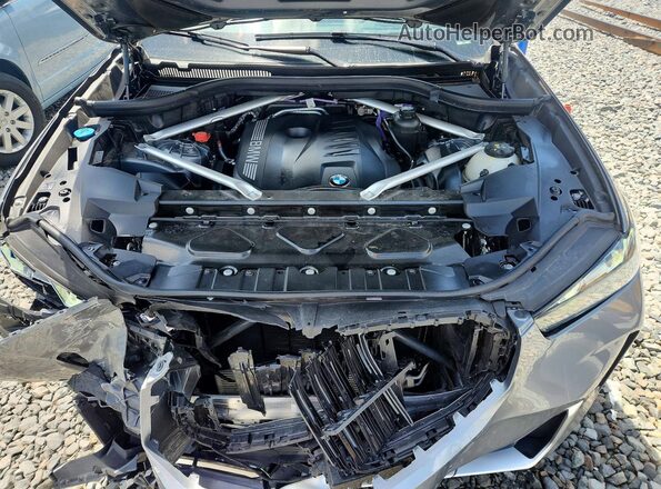 5UX23EU01S9Z42899 2025 BMW X5 Silver Շարժիչի բաժամունքի տեսք