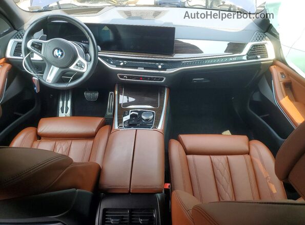 5UX23EU03R9U22178 2024 BMW X5 Синий Вид панели приборов