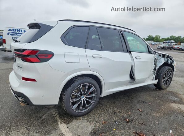 5UX23EU04T9307502 2026 BMW X5 White Trasero derecho