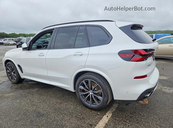 5UX23EU04T9307502 2026 BMW X5 White Trasero izquierdo