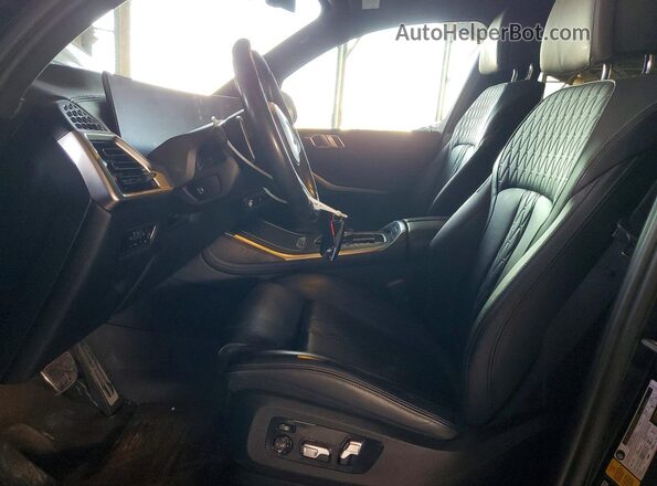 5UX33EM00P9N44403 2023 BMW X7 Black Вид салону спереду