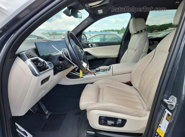 5UX33EM01R9T61501 2024 BMW X7 Gray Սալոնի դիմացի տեսք