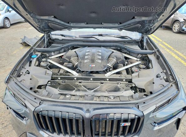 5UX33EM01R9T61501 2024 BMW X7 Gray Շարժիչի բաժամունքի տեսք