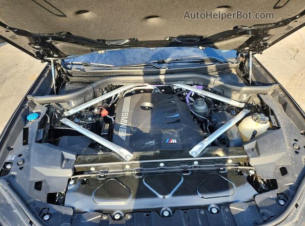 5UX33EX06T9037799 2026 BMW X6 Black ძრავის განყოფილების ხედი