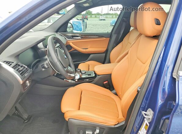 5UX43DP05P9R48064 2023 BMW X3 Blue Widok wnętrza z przodu