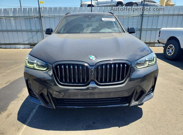 5UX43DP05R9W52674 2024 BMW X3 Black Widok z przodu