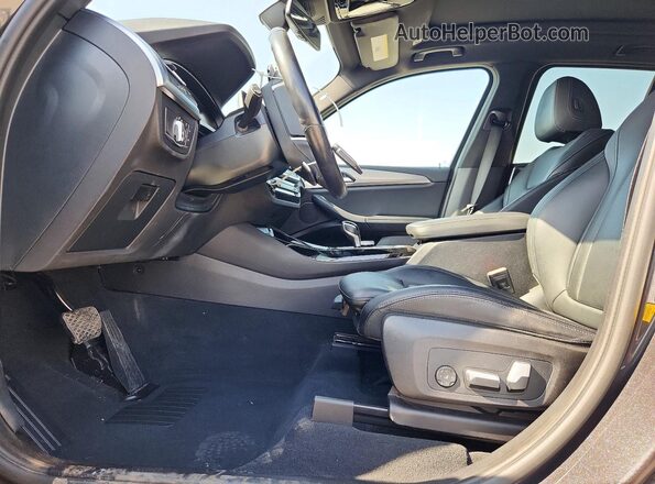 5UX43DP08P9R92575 2023 BMW X3 Угольный Вид салона спереди