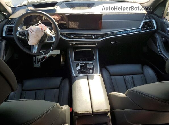 5UX43EU00R9T75538 2024 BMW X5 White Вид панелі приладів