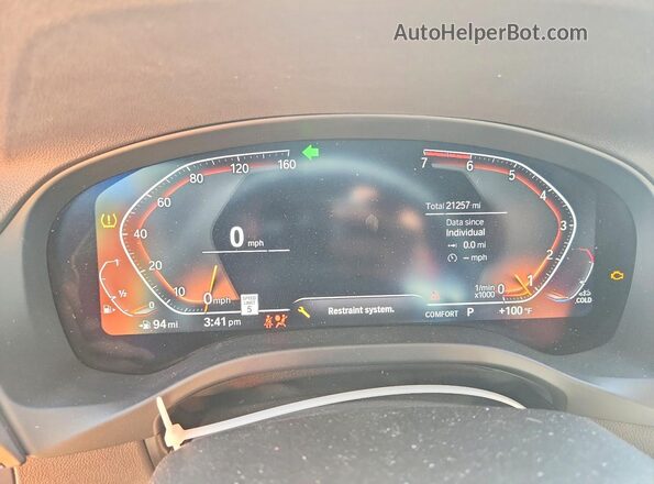 5UX53DP02R9W66424 2024 BMW X3 Gray ხელსაწყოთა პანელის ხედი